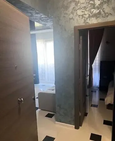 2 דירה Năvodari